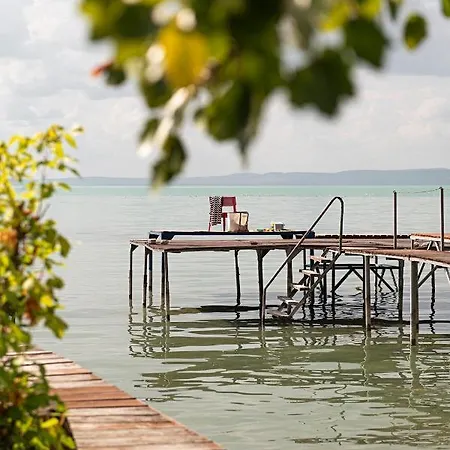 Apartment Regi.nyarakon Balatonakarattya